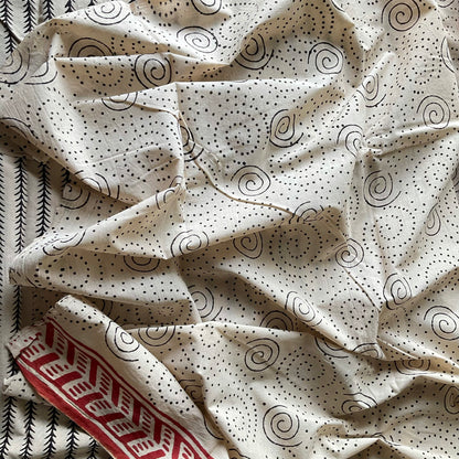 Mulmul Handprinted Cream Saree