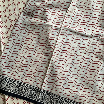 Mulmul Handprinted Cream Saree